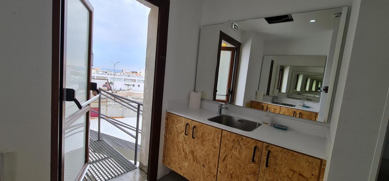 Bee Hostel Paphos Kültér fotó