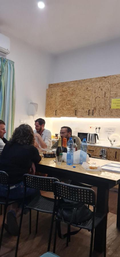 Bee Hostel Paphos Kültér fotó