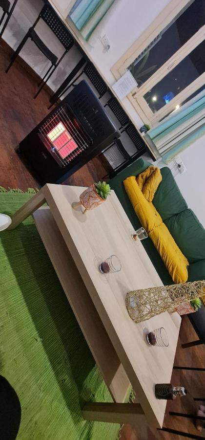 Bee Hostel Paphos Kültér fotó